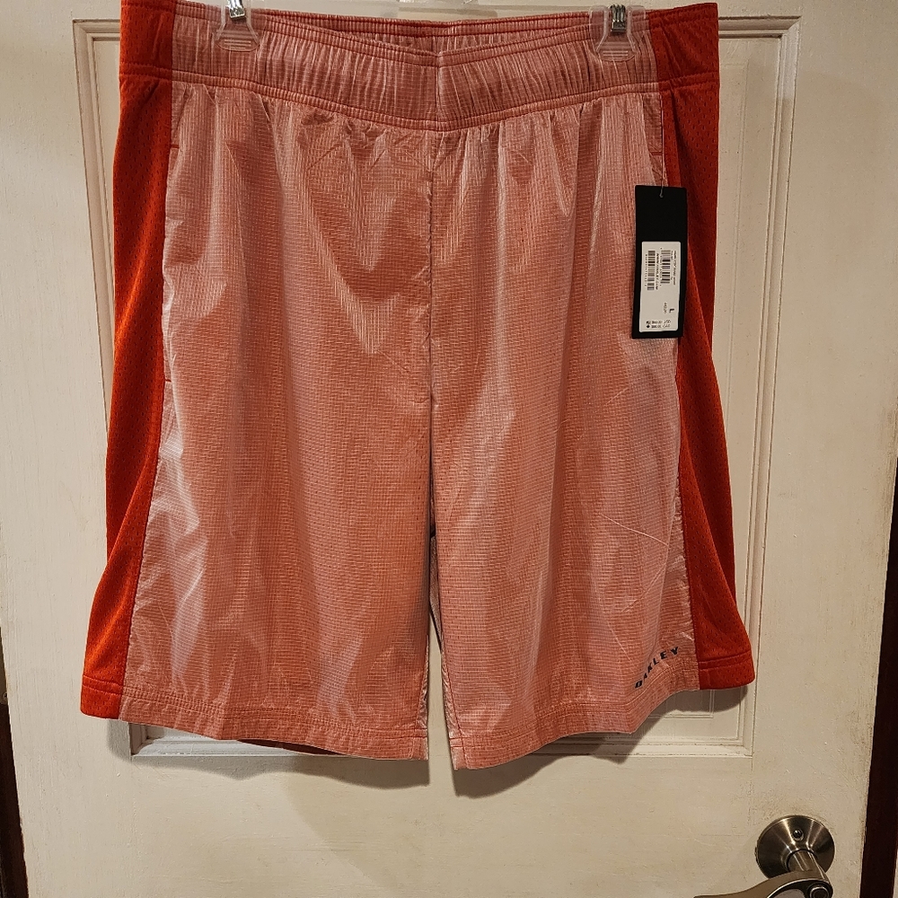 Oakley shorts/ Translucent Sunset Short/ Large/ Orange